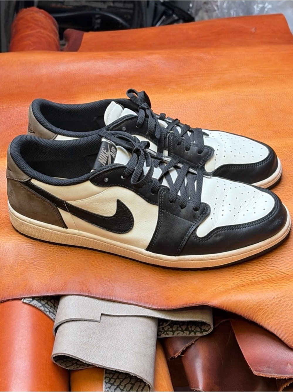 Nike Jordan 1 Retro Low OG Mocha CZ0790-102 - Men's 15